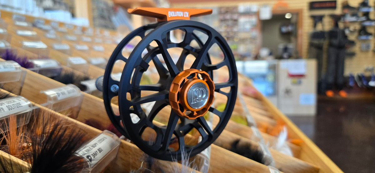 Ross Evolution LTX Ember Edition Fly Reel - 5/6 - Fly Shoot