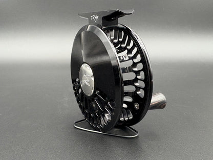 Abel TR Fly Reels in Black with classic click-pawl design - angle 2