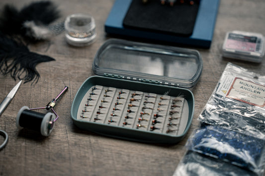 Fishpond Tacky Pescador Fly Box - Small - LowPro - Smoke Grey/Clear