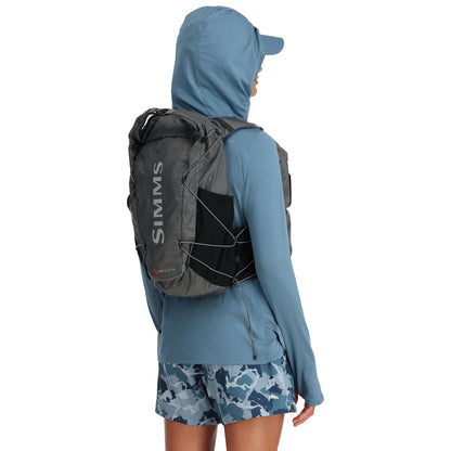 Simms Flyweight Vest Pack - Smoke